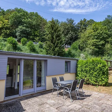 Σπίτι διακοπών Hillside Haven In Waxweiler, Cleaning Included *